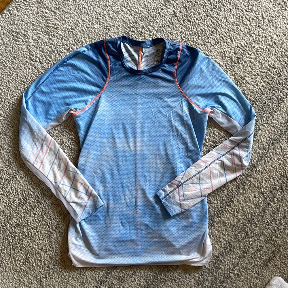 Lucky in love cute long sleeve .